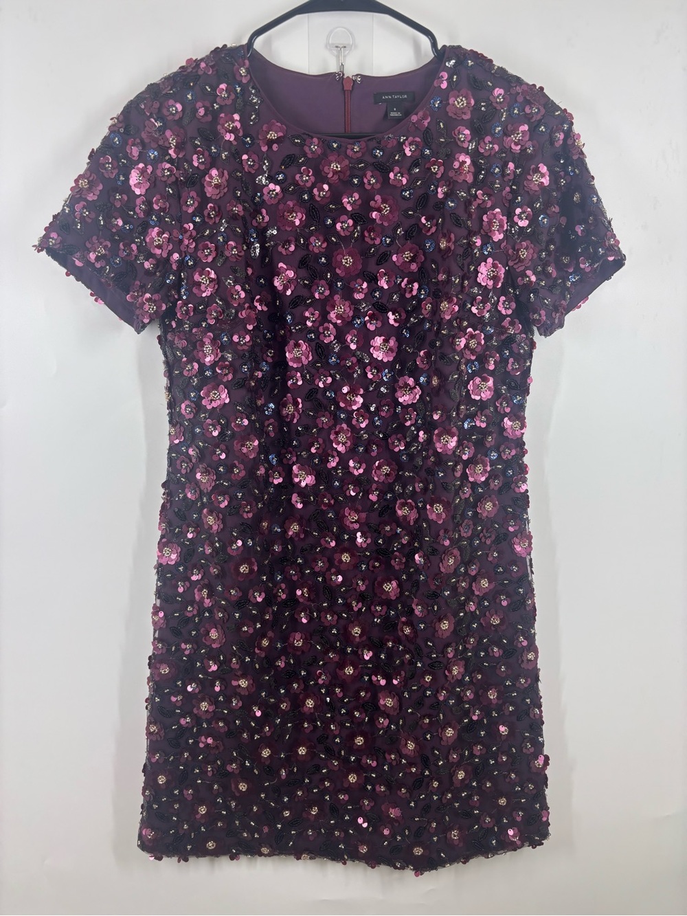 Ann Taylor Sequin Shift Floral Beaded Cocktail Dress Burgundy Silver Black 8 - Picture 2 of 4